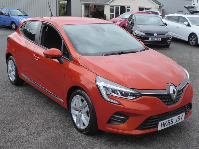 RENAULT CLIO