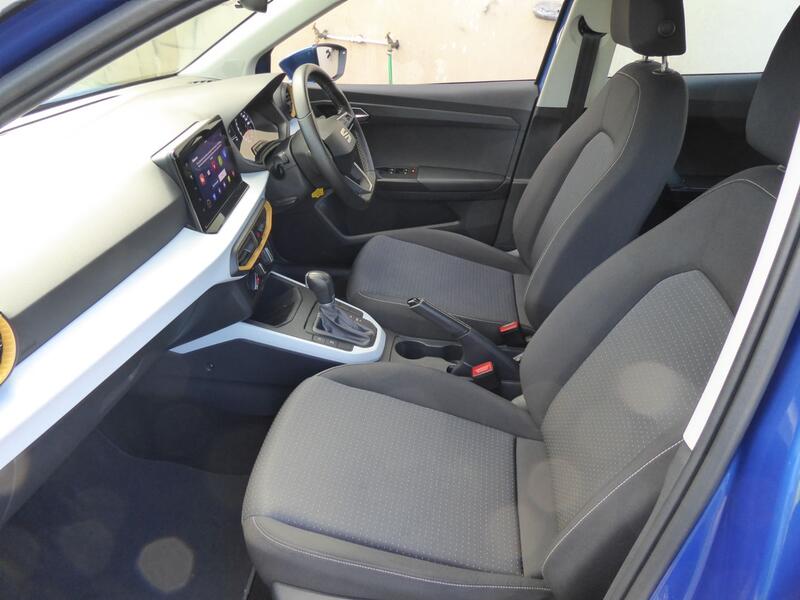 SEAT ARONA